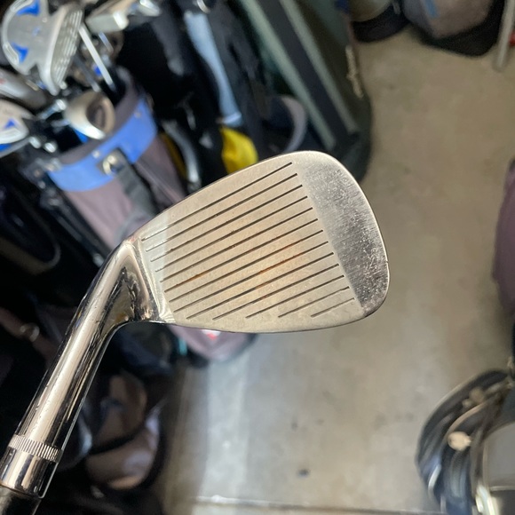 Wilson iron 8 signature Andy Bean in right handed 
Steel - Picture 2 of 10